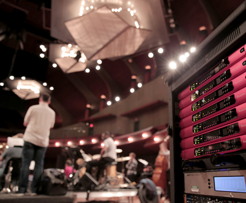 北德克萨斯大学（UNT）音乐学院更新其巨型RedNet系统